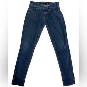 Nice Jeans for petite girls